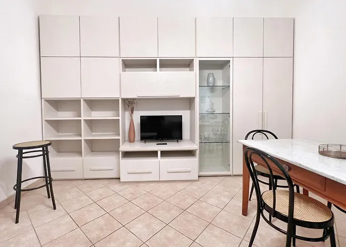 Ur-nest Toscana Lägenhet