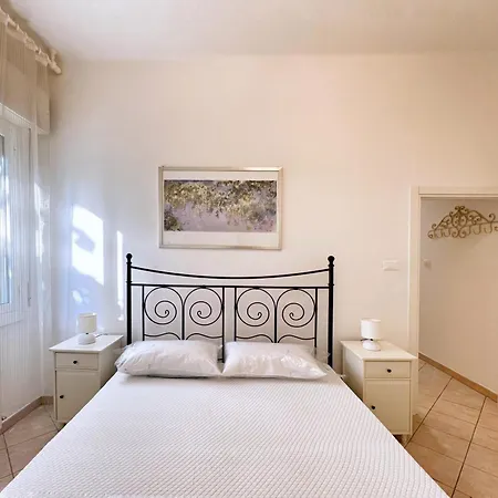 Ur-nest Toscana Apartman